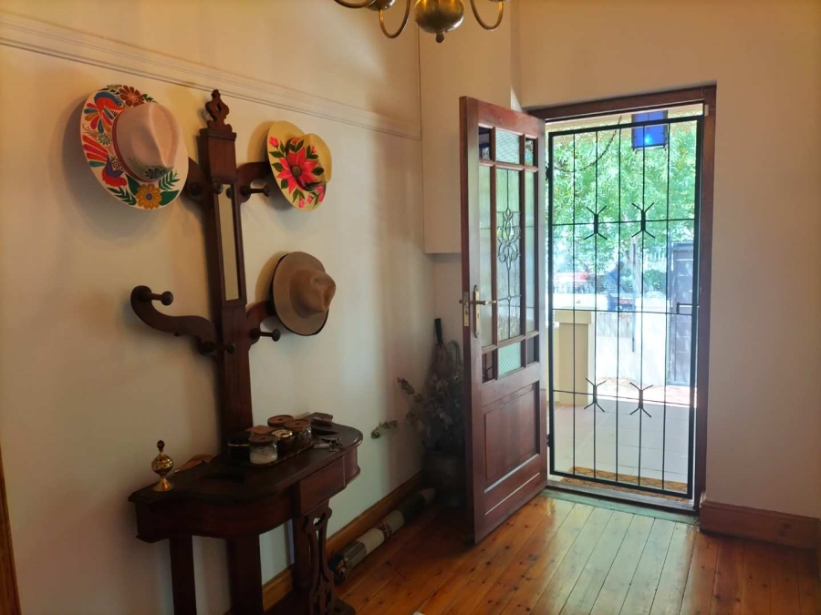 4 Bedroom Property for Sale in Villiersdorp Western Cape